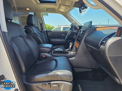 Used 2024 Nissan Armada SL w/ Captain's Chairs Package AWD/4WD image 31