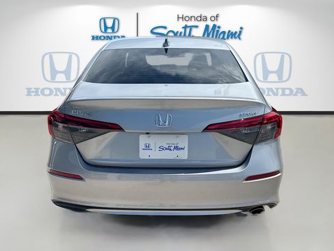 Used 2023 Honda Civic Sport image 6