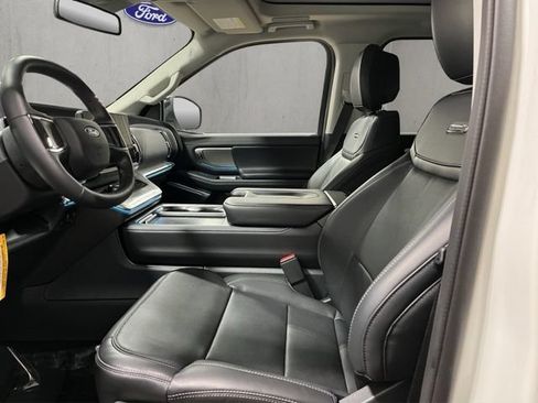 New 2026 Ford Expedition Max Platinum AWD/4WD image 9