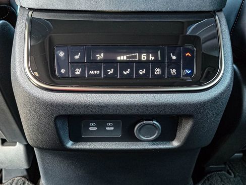 New 2026 INFINITI QX80 4WD w/ Sport Exterior Package image 32