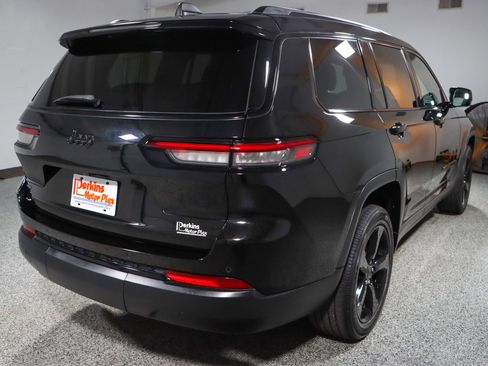 Used 2022 Jeep Grand Cherokee L Laredo image 7