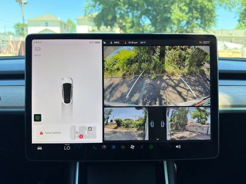 Used 2020 Tesla Model Y Long Range AWD/4WD image 38