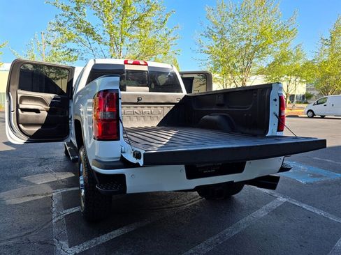 Used 2016 GMC Sierra 3500 Denali w/ Duramax Plus Package image 28