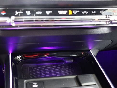 Used 2025 Mercedes-Benz GLA 35 AMG 4MATIC image 24