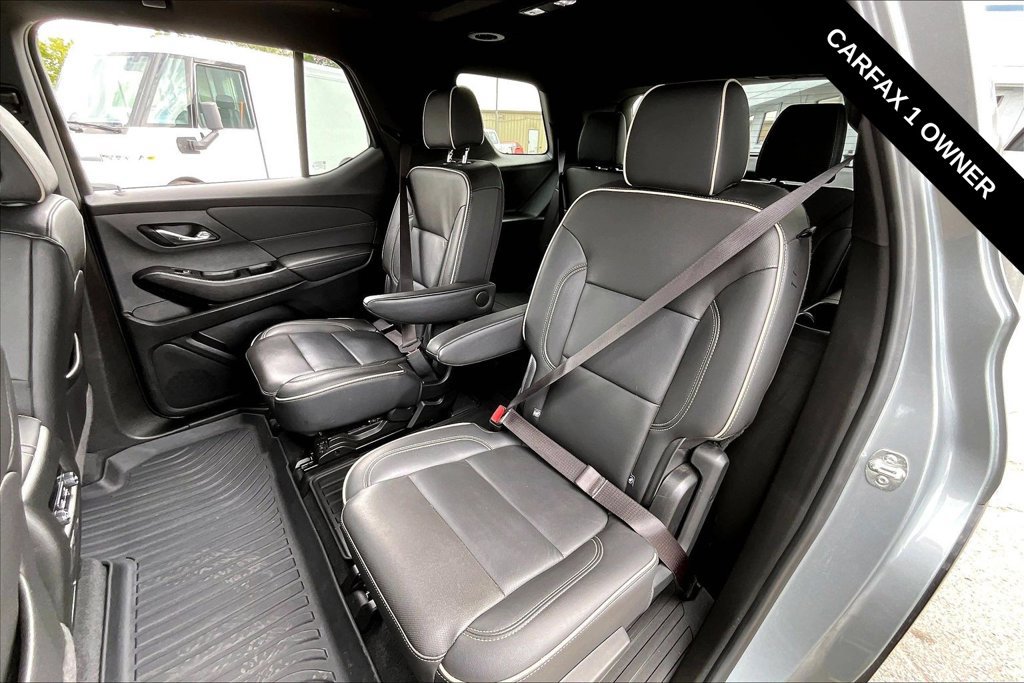Used 2023 Chevrolet Traverse Premier w/ Redline Edition FWD image 7
