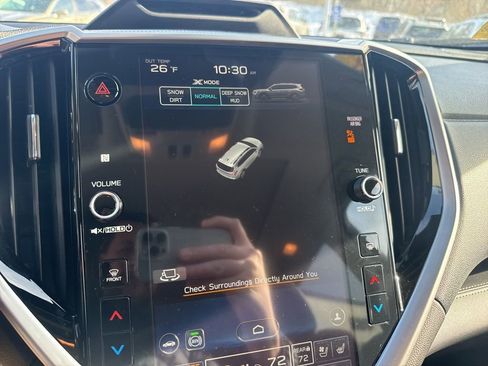 Used 2023 Subaru Ascent Touring image 17