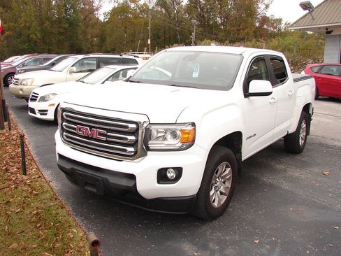 Used 2018 GMC Canyon SLE w/ SLE Convenience Package image 1