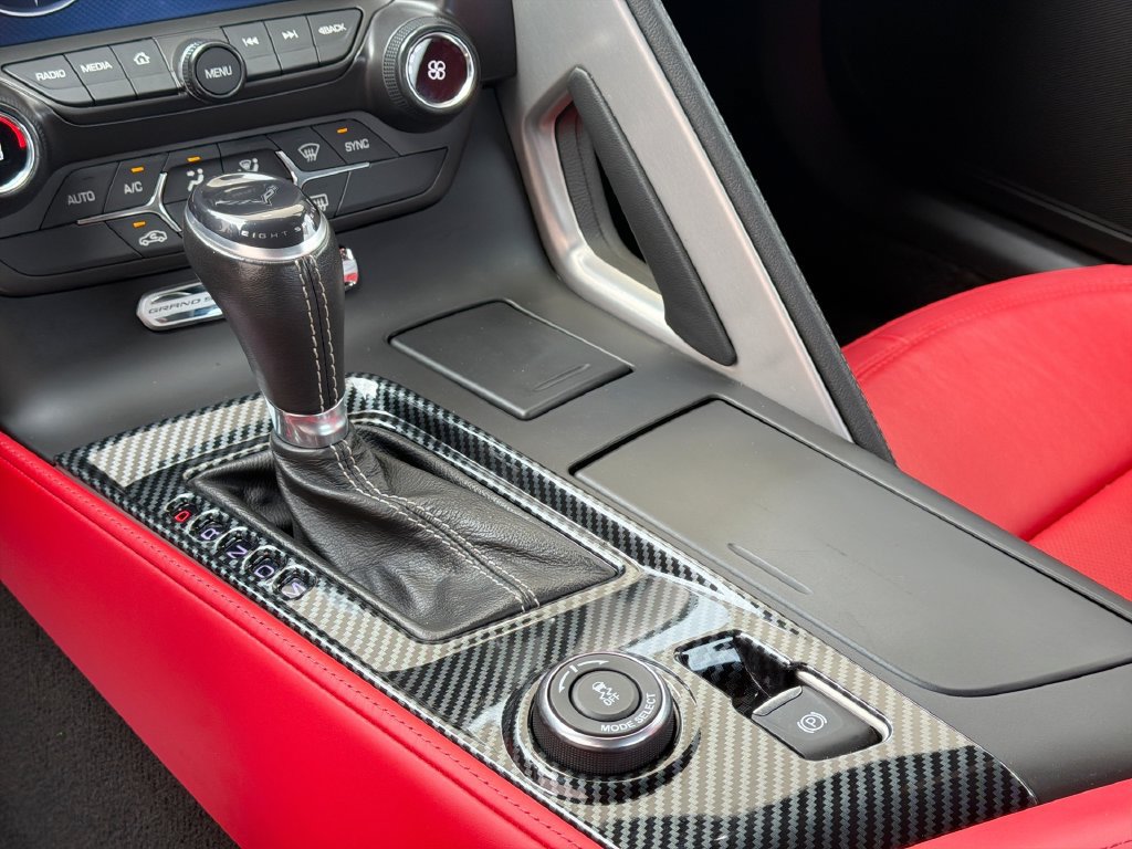 Used 2019 Chevrolet Corvette Grand Sport w/ Carbon Flash Badge Package RWD image 18