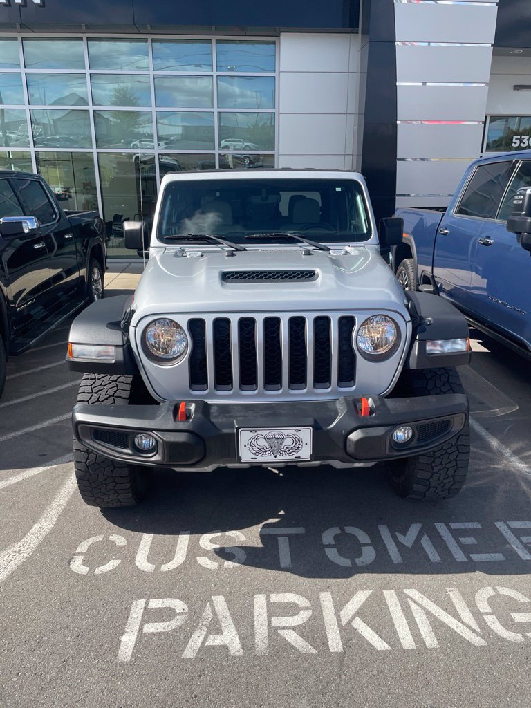 Used 2023 Jeep Gladiator Mojave w/ Safety Group AWD/4WD image 3