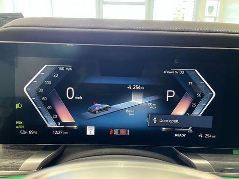 Certified 2024 BMW i7 eDrive50 w/ Executive Package image 9