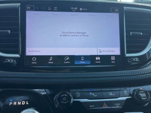 Used 2021 Chrysler Pacifica Touring FWD image 43