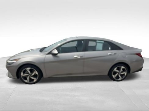 Certified 2023 Hyundai Elantra SEL w/ Convenience Package FWD image 5