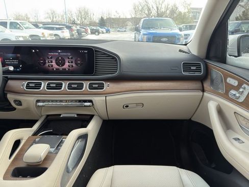 Used 2024 Mercedes-Benz GLE 350 4MATIC image 14