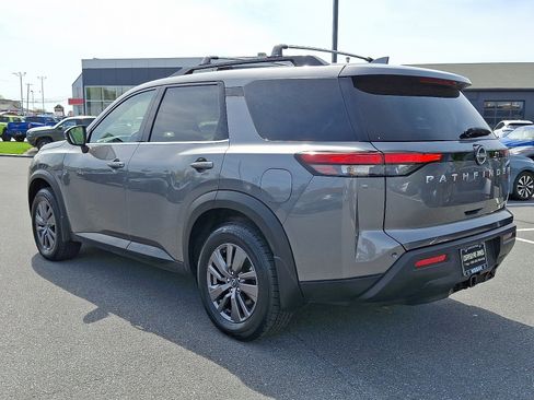 Certified 2023 Nissan Pathfinder SV w/ SV Premium Package AWD/4WD image 6