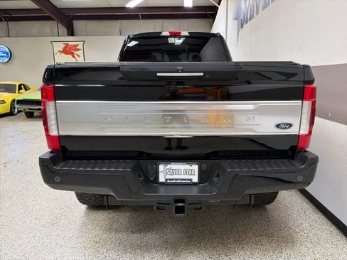 Used 2017 Ford F250 Platinum w/ Platinum Ultimate Package image 8