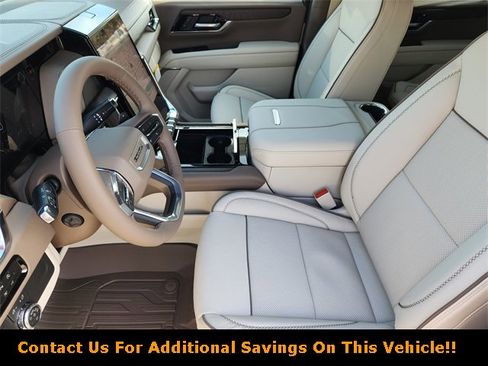 New 2026 GMC Yukon XL Denali w/ Sun & Power Step Package image 9