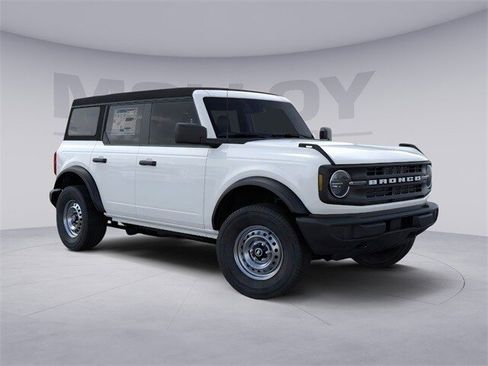New 2025 Ford Bronco Base image 26