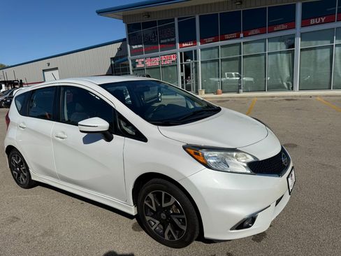 Used 2015 Nissan Versa Note SR w/ SR Convenience Package image 3