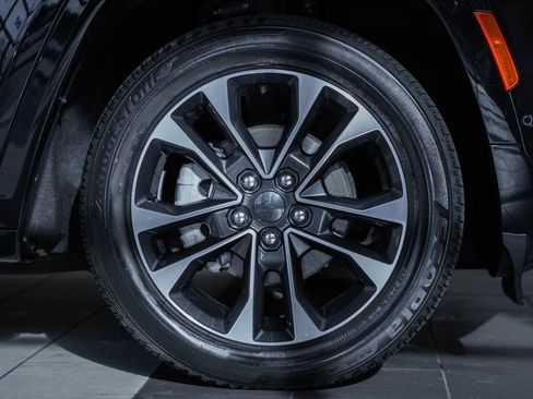 Certified 2023 Jeep Grand Cherokee Overland image 22