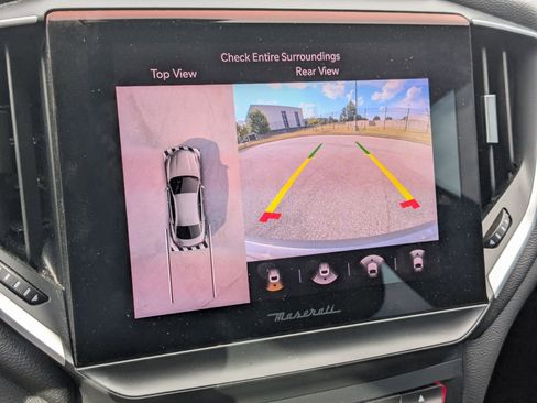 Certified 2022 Maserati Ghibli Modena Q4 AWD/4WD image 18