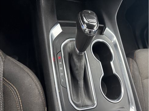 Used 2019 Chevrolet Traverse LT image 21