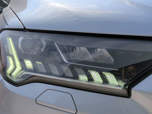 Certified 2022 Audi SQ7 Prestige w/ Prestige Package image 11