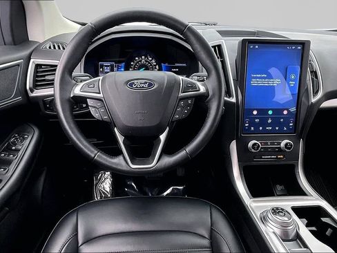 Certified 2023 Ford Edge SEL w/ Convenience Package AWD/4WD image 5