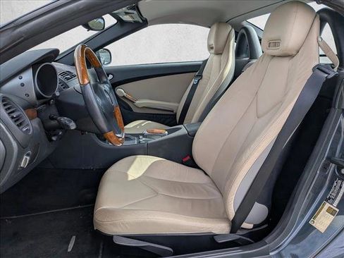 Used 2010 Mercedes-Benz SLK 300 image 13