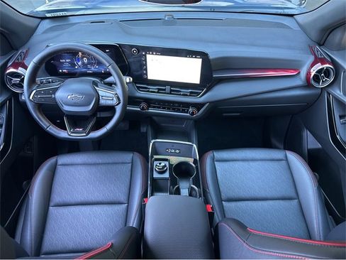 Used 2025 Chevrolet Equinox RS w/ Safety and Technology Package image 17