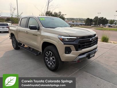 Used 2023 Chevrolet Colorado Z71 w/ Z71 Convenience Package 2