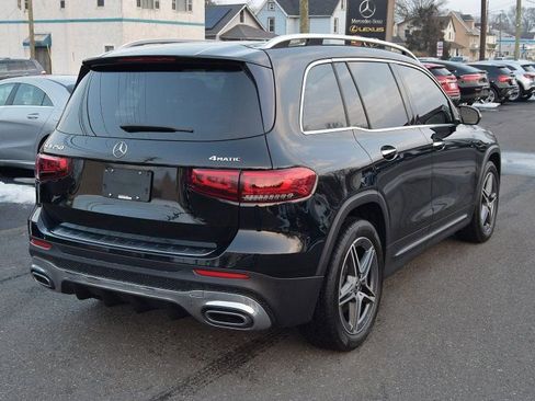Used 2021 Mercedes-Benz GLB 250 4MATIC w/ AMG Line image 12