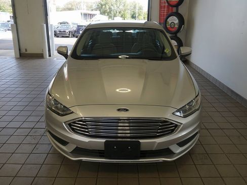 Used 2018 Ford Fusion S image 11