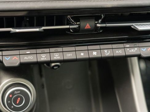 Used 2024 Alfa Romeo Tonale Veloce image 25