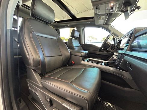 Used 2023 Ford F250 Lariat w/ Lariat Ultimate Package AWD/4WD image 31