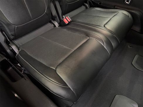 Used 2024 Jeep Grand Cherokee L Limited w/ Luxury Tech Group II image 43