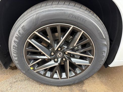 New 2026 Lexus TX 350 AWD image 25