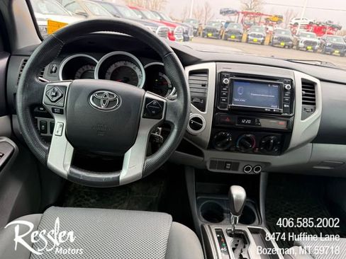 Used 2014 Toyota Tacoma Tacoma Double Cab w/ TRD Sport Package image 4