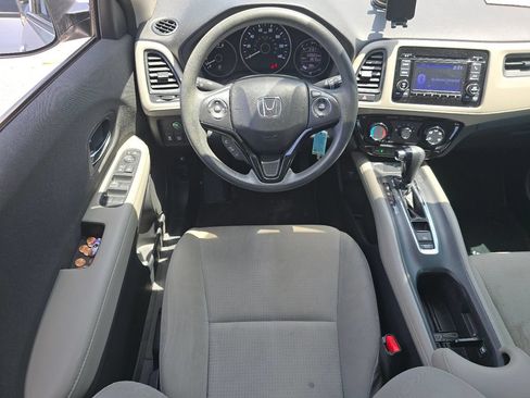 Used 2022 Honda HR-V LX image 18