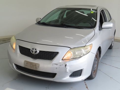 Used 2009 Toyota Corolla LE FWD image 8