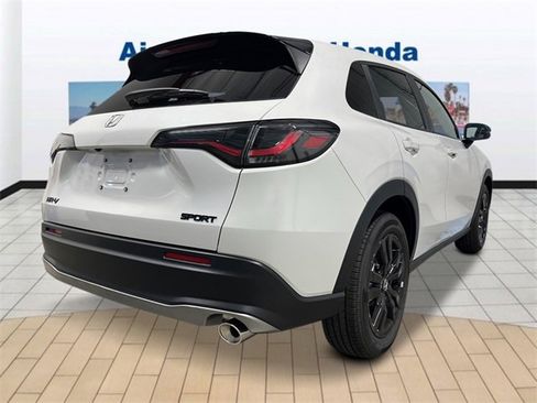 New 2026 Honda HR-V Sport image 5