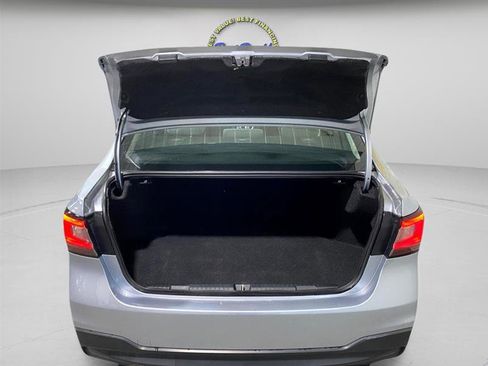 Used 2023 Subaru Legacy Premium image 5