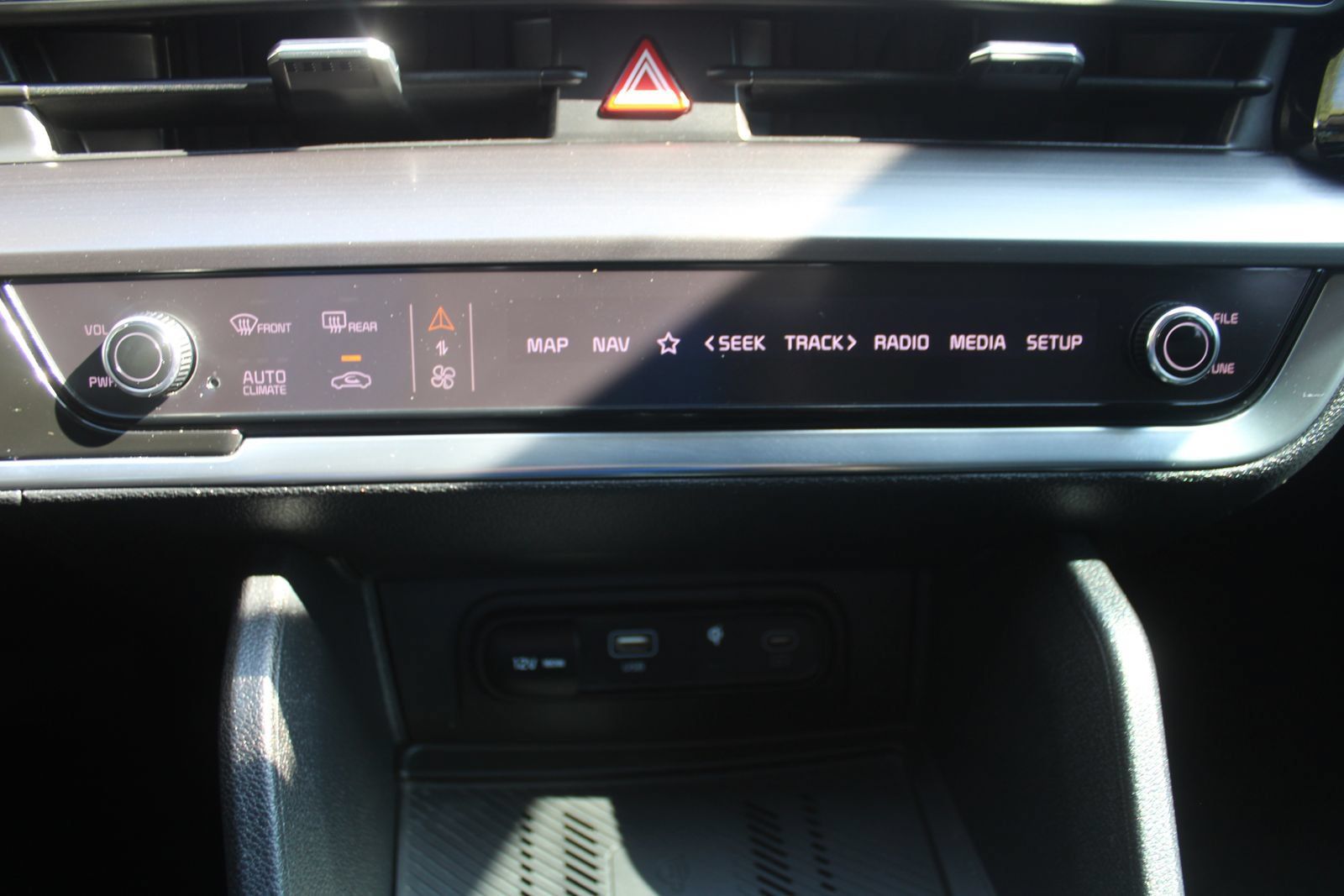 Certified 2024 Kia Sportage EX FWD image 39