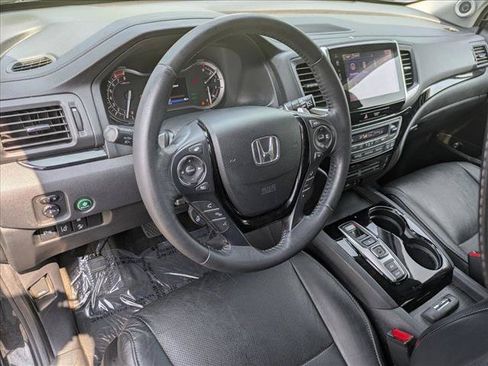 Used 2017 Honda Pilot Elite image 10