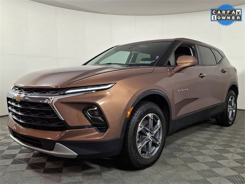 Used 2023 Chevrolet Blazer LT w/ Driver Confidence Package image 6