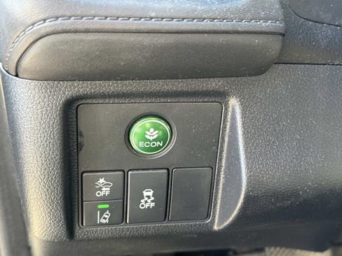 Used 2019 Honda HR-V Touring image 21