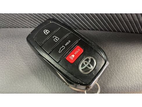 Used 2025 Toyota Camry SE FWD image 19