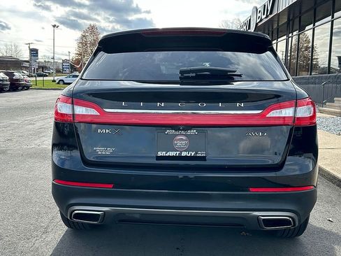 Used 2017 Lincoln MKX Select w/ Select Plus Package AWD/4WD image 7