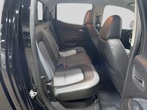 Used 2020 Chevrolet Colorado Z71 image 16