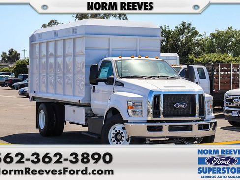 New 2025 Ford F650 2WD Regular Cab Super Duty image 1