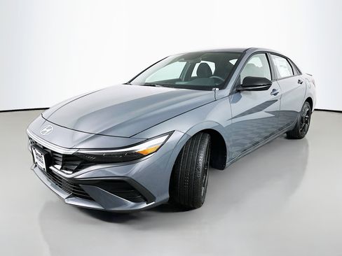 New 2026 Hyundai Elantra Sport FWD image 3